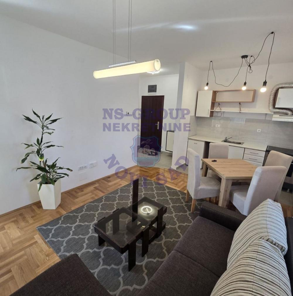 Slika 1 - Jednoiposoban stan- Novo Naselje!-566816